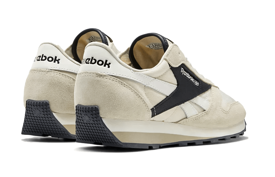 Reebok Classic Leather AZ 'Alabaster' — view 3
