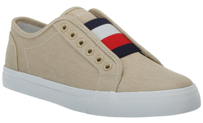 TOMMY HILFIGER Womens Anni5 Sneaker — view 2