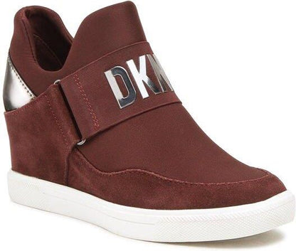 DKNY  Comfortable Classic Slip-on — view 2