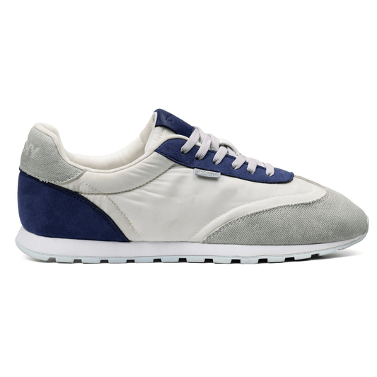 DKNY Forsythe Sneaker Women — view 1