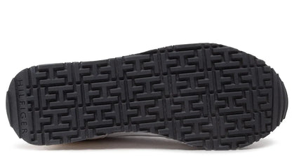 TOMMY HILFIGER Metallic Monogram Emboss — view 4